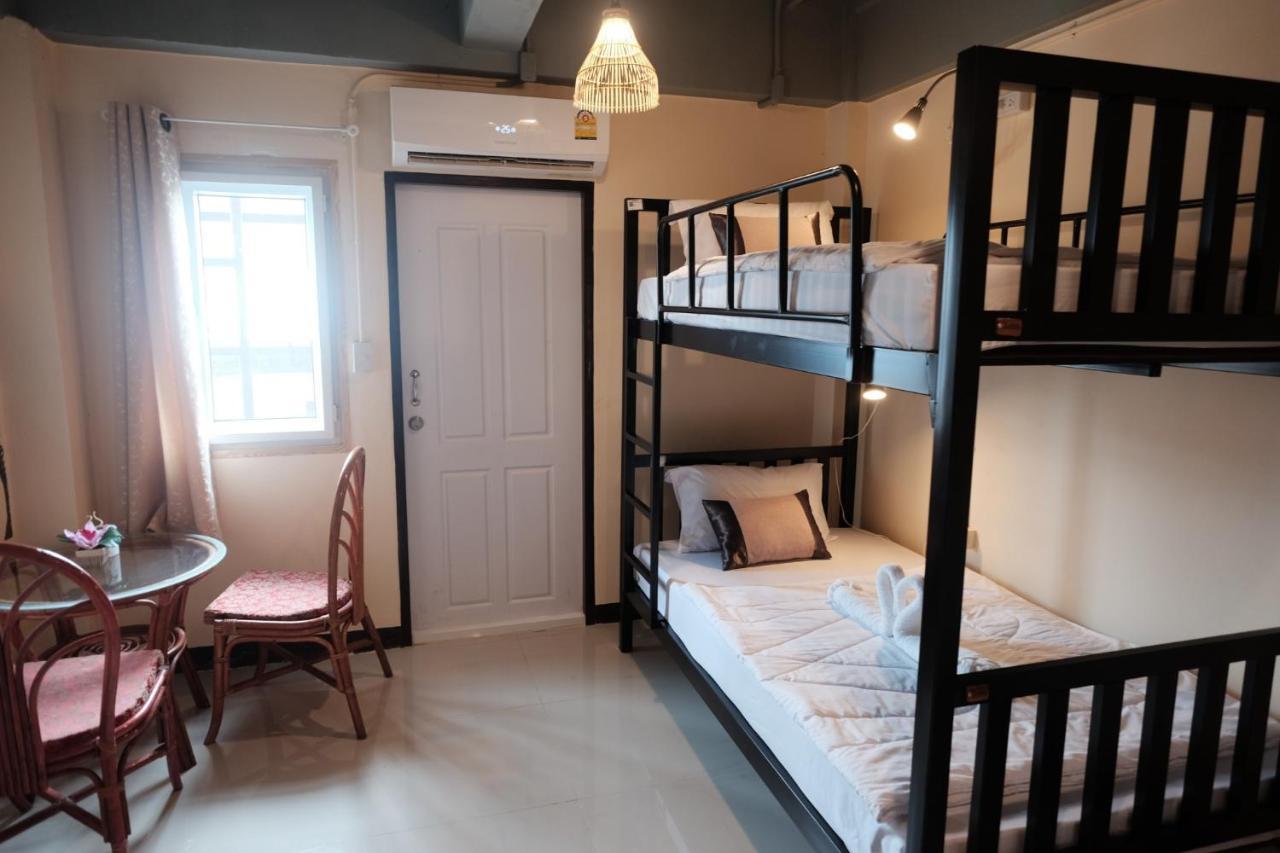 Khaosan Station (Adults Only) Hostel Bangkok Luaran gambar