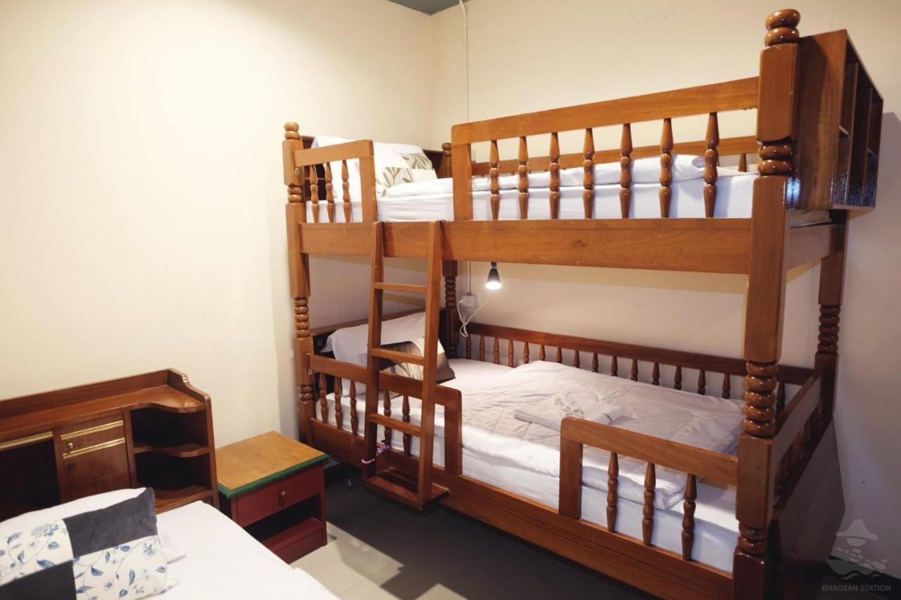 Khaosan Station (Adults Only) Hostel Bangkok Luaran gambar